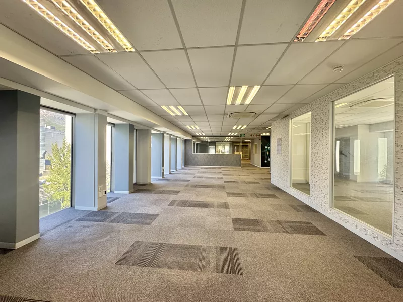 387 m² Office to let in Cape Town City Centre/CBD, Thomas Pattullo (photo 7)