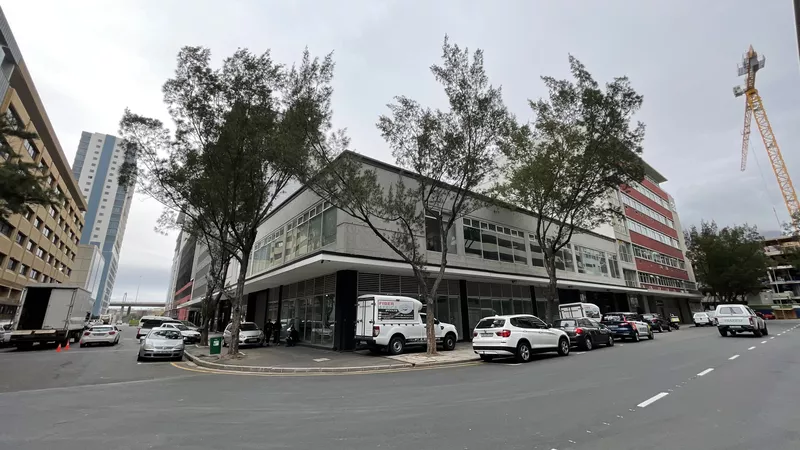 279 m² Office to let in Cape Town City Centre/CBD, 31 Martin Hammerschlag (photo 2)