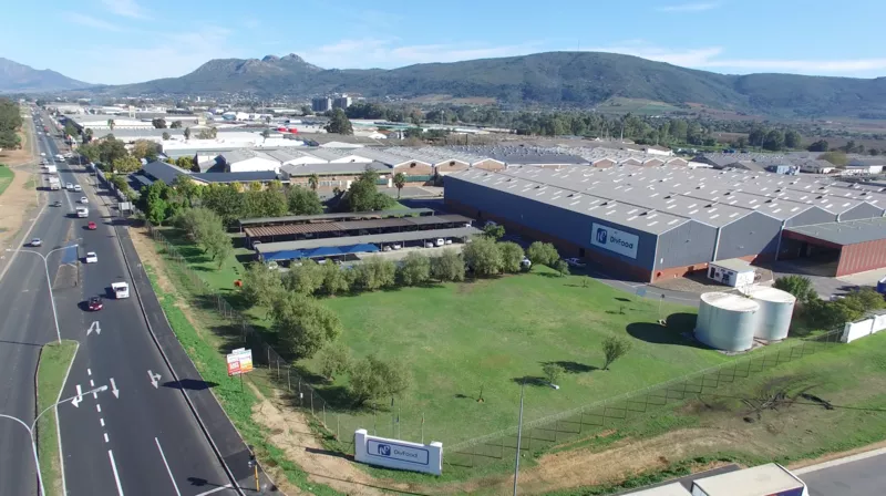 31 802 m² Industrial to let in Paarl, 1 Van Der Stel Street, Paarl, Nampak (photo 1)