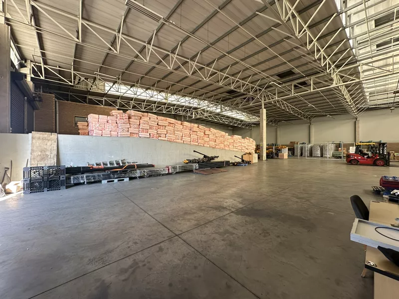 4 989 m² Industrial to let in Germiston, Devon East (photo 9)