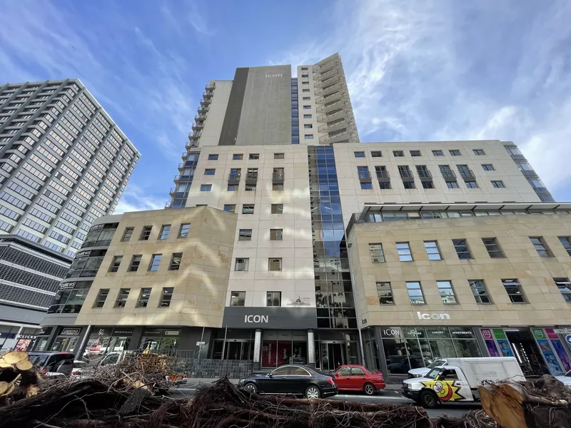 427 m² Office to let in Cape Town City Centre/CBD, The Icon (photo 4)