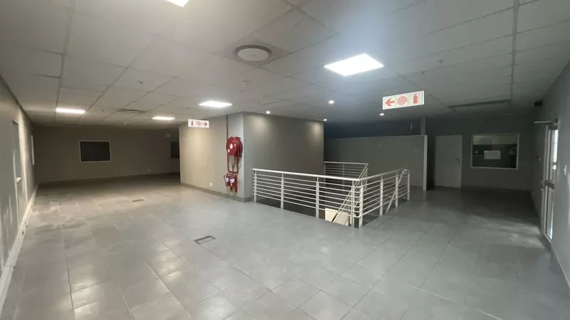 6 075 m² Industrial to let in Estuaries Office Estate, Montague Park (photo 19)