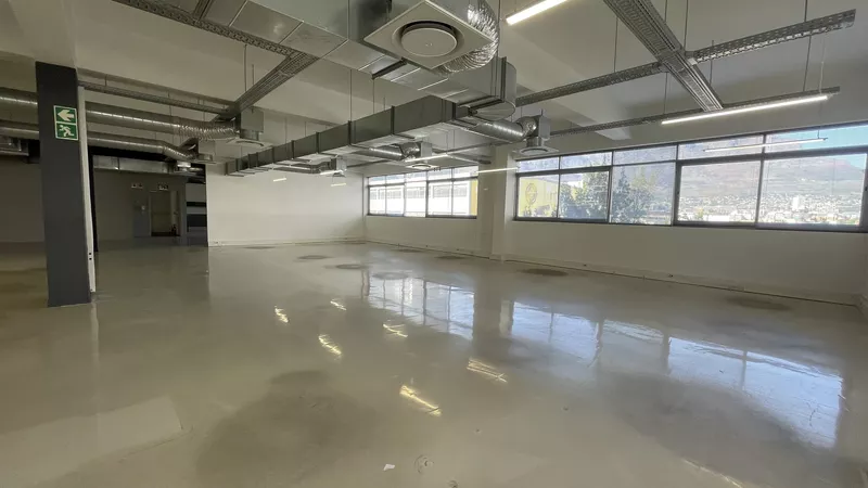 604 m² Office to let in Cape Town City Centre/CBD, 33 Martin Hammerschlag (photo 7)