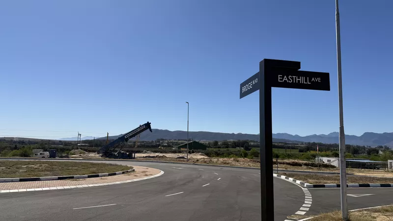 7 900 m² Industrial to let in Klapmuts, 7,900m² New Development, The Bridge, Stellenbosch (photo 4)