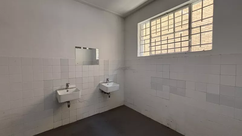1 514 m² Industrial to let in Paarl, Spilo Business Park (photo 20)