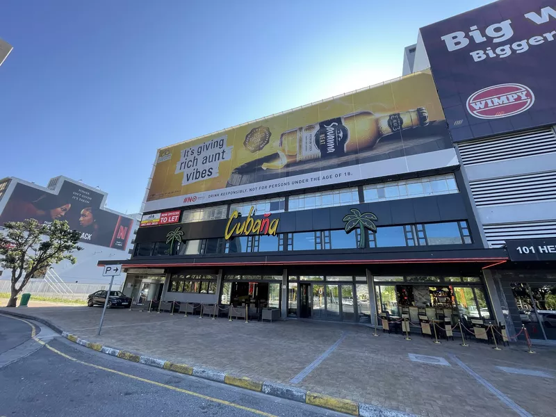 900 m² Office to let in Cape Town City Centre/CBD, Cubana House (photo 1)