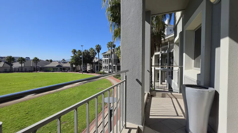 200 m² Office to let in Central Park, The Pavilion (photo 31)