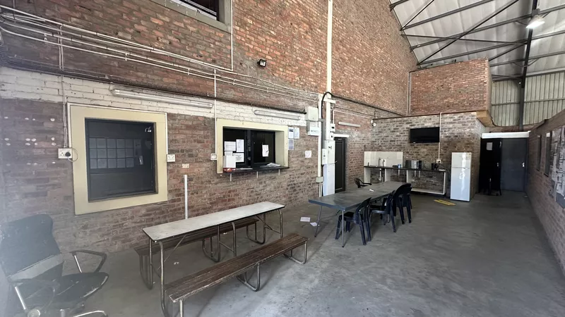9 287 m² Industrial to let in Milnerton, 5 Silver Oak Street (photo 9)