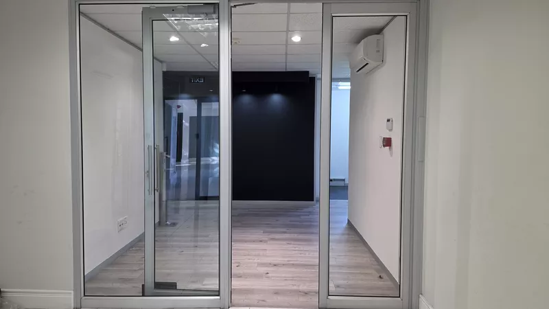 224 m² Office to let in Parow, De Tijger Business Park Building 2 (photo 12)