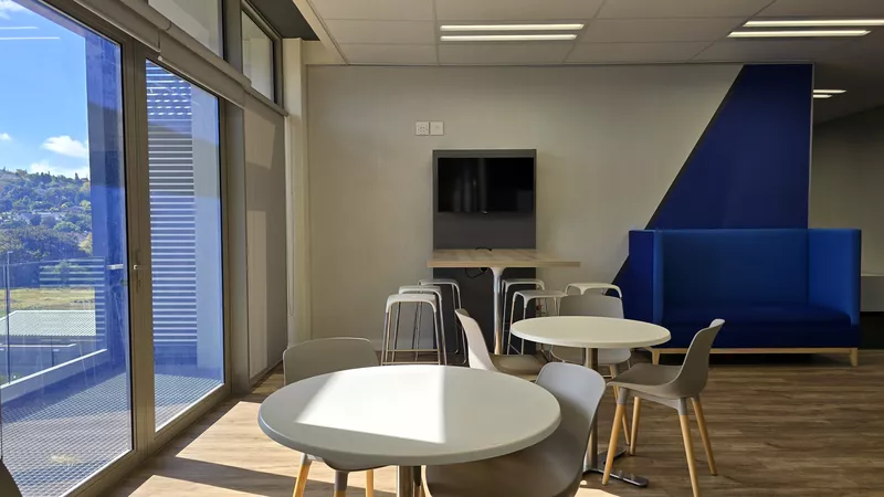 3 044 m² Office to let in Klein D'Aria Estate, Klein D'Aria Office Estate - Block A (North) (photo 58)