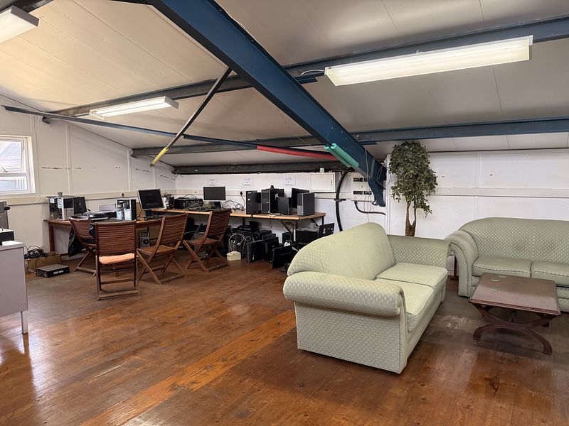 2 956 m² Industrial for sale in Southern Suburbs, 2 Estmil Road (photo 29)