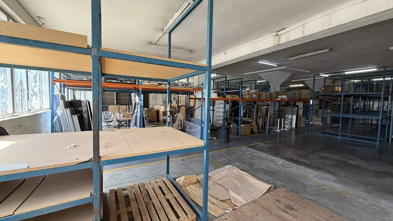 4 832 m² Office to let in Observatory, 9 Browning Road (All Office) (photo 12)
