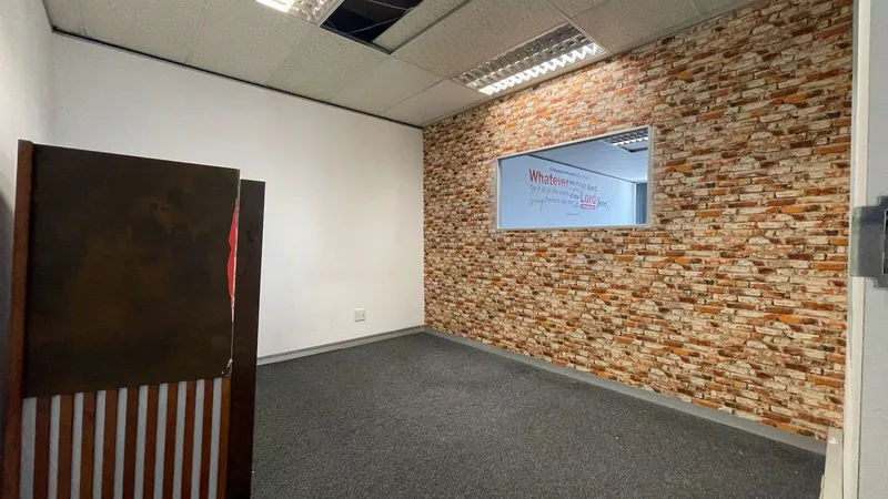 234 m² Office to let in Cape Town City Centre/CBD, 2 Long (photo 18)