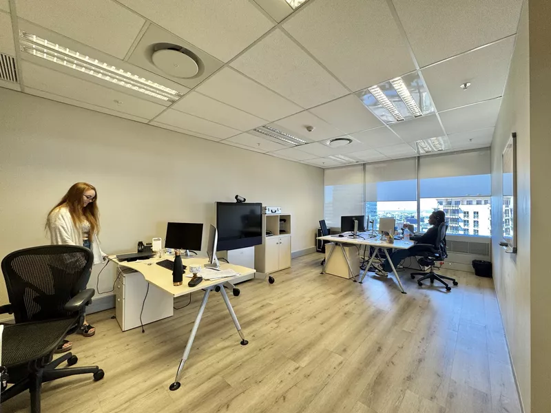224 m² Office to let in Cape Town City Centre/CBD, One Thibault (photo 9)