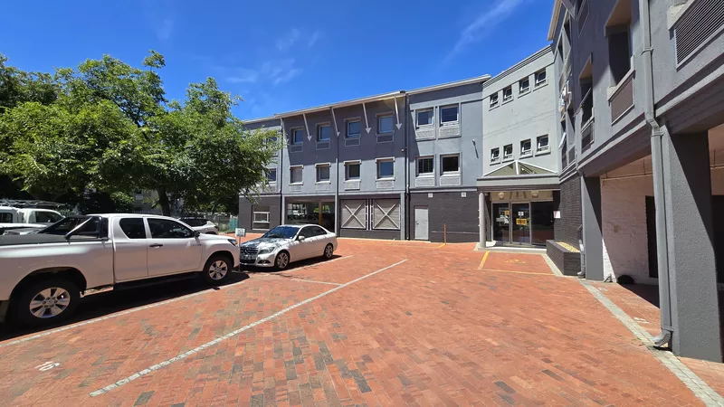 254 m² Office to let in Tyger Valley, 2 Bella Rosa (photo 4)
