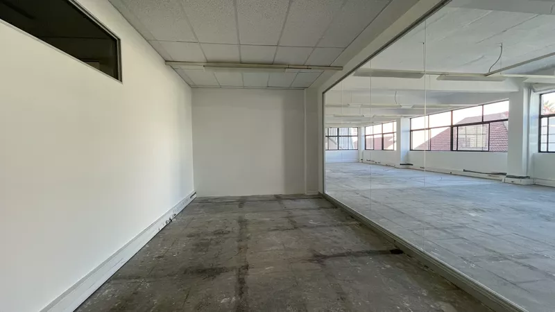 347 m² Office to let in Cape Town City Centre/CBD, 199 Loop Street (photo 6)