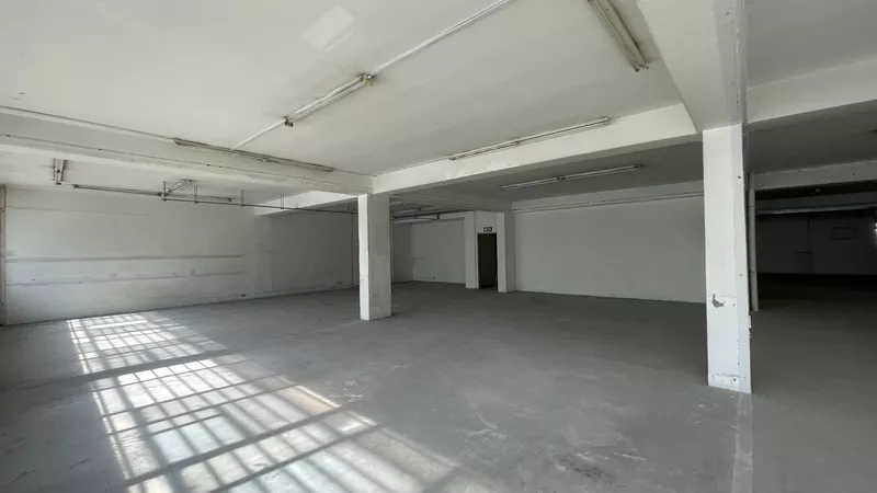 2 700 m² Office to let in Cape Town City Centre/CBD, Cubana House (photo 20)