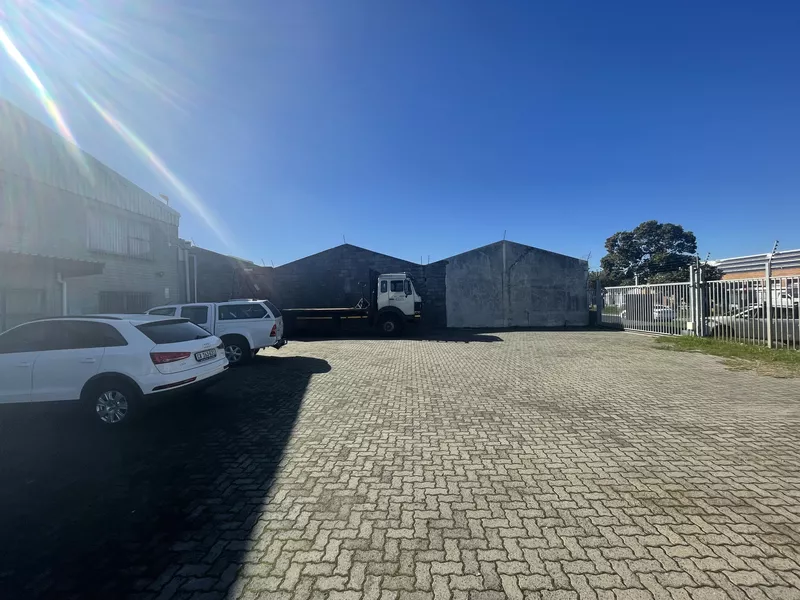 1 315 m² Industrial to let in Athlone, 8A Induland (photo 4)
