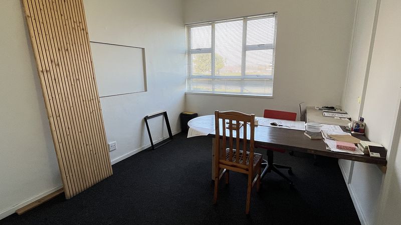 2 900 m² Industrial to let in Epping, 30 Gunners Circle (photo 21)