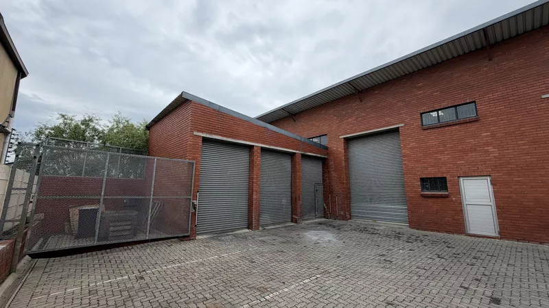 1 067 m² Industrial to let in Brackenfell, 9 Teejay Street (photo 3)