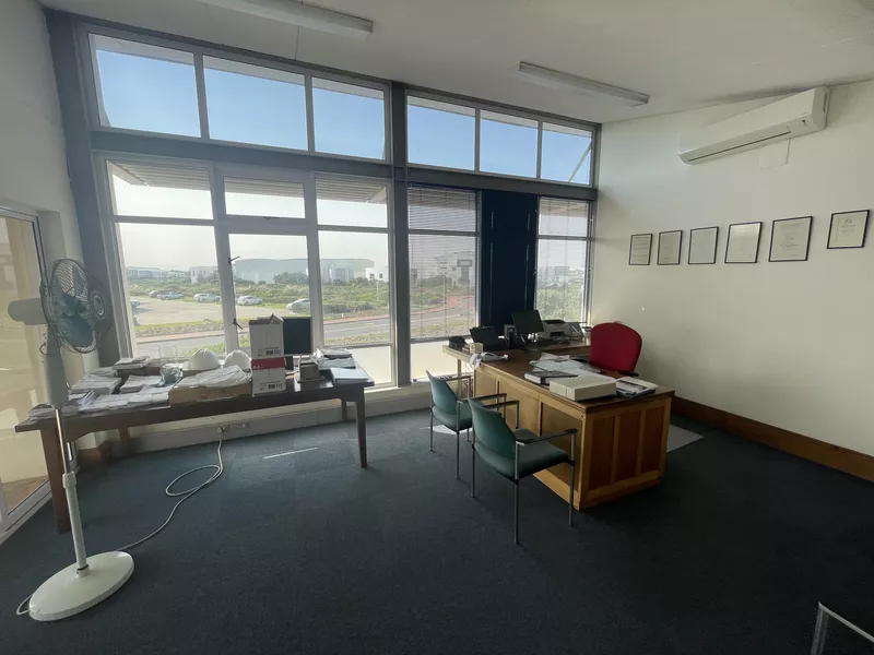 1 146 m² Industrial for sale in Capricorn Park, Bruce Dundas Construction (photo 14)