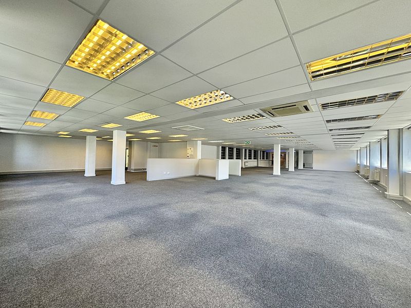 570 m² Office to let in Cape Town City Centre/CBD, 51 Wale Street (photo 19)