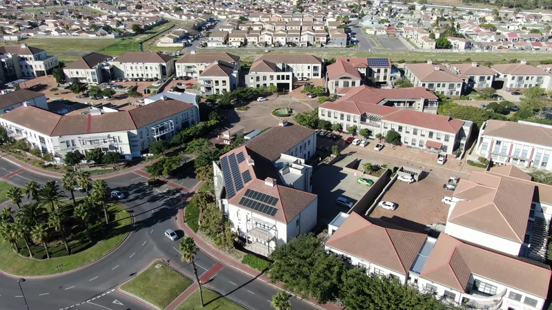 356 m² Office to let in Estuaries Office Estate, The Estuaries - Block E (photo 10)