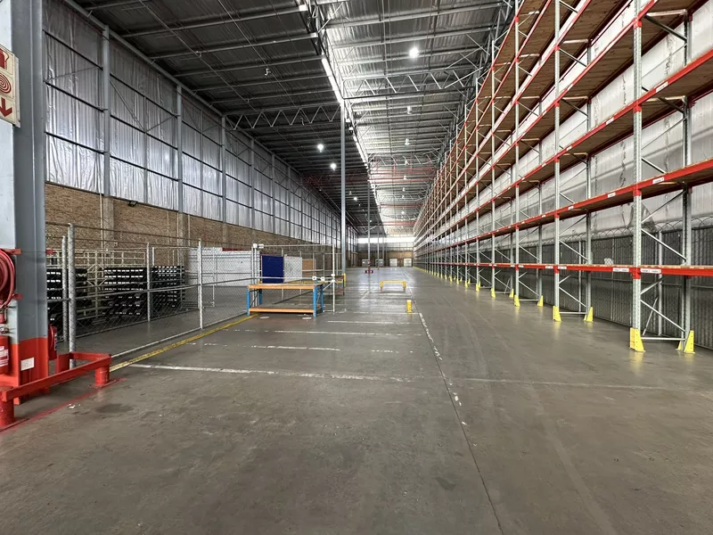 3 050 m² Industrial to let in Meadowdale, Super Park Supergroup (photo 3)