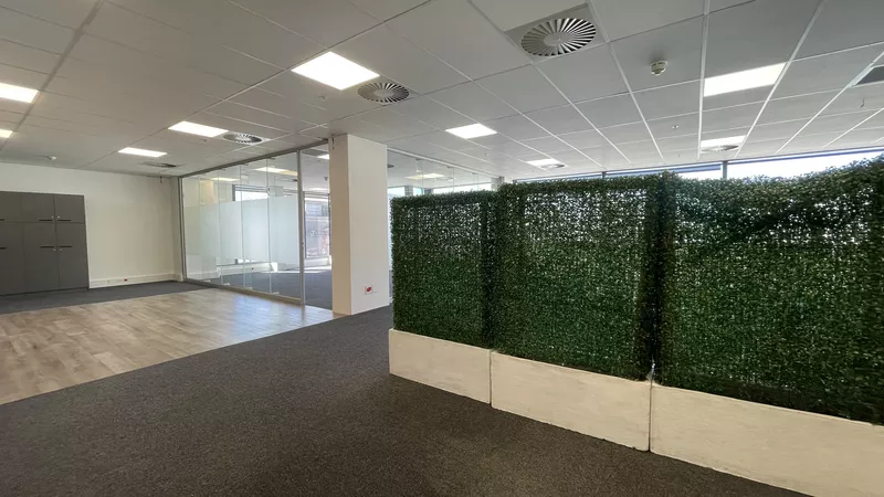 625 m² Office to let in Cape Town City Centre/CBD, 35 Lower Long (photo 6)