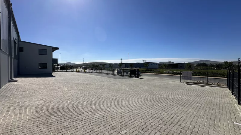 1 066 m² Industrial to let in Rivergate, 9 Titan Street (photo 28)