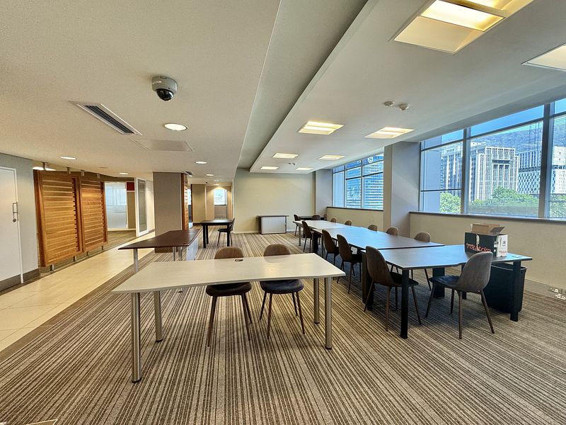509 m² Office to let in Cape Town City Centre/CBD, 33 Heerengracht Street (photo 13)