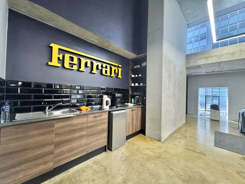 529 m² Retail property to let in Cape Town City Centre/CBD, 16 On Bree (photo 10)