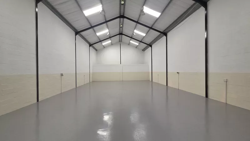 352 m² Industrial to let in Strand, Meerlust Industrial Park (photo 12)