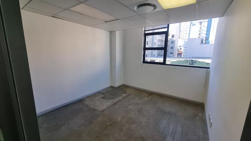 662 m² Office to let in Cape Town City Centre/CBD, The Bergstan (photo 7)