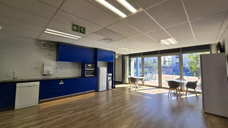 2 371 m² Office to let in Klein D'Aria Estate, Klein D'Aria Office Estate - Block A (North) (photo 38)