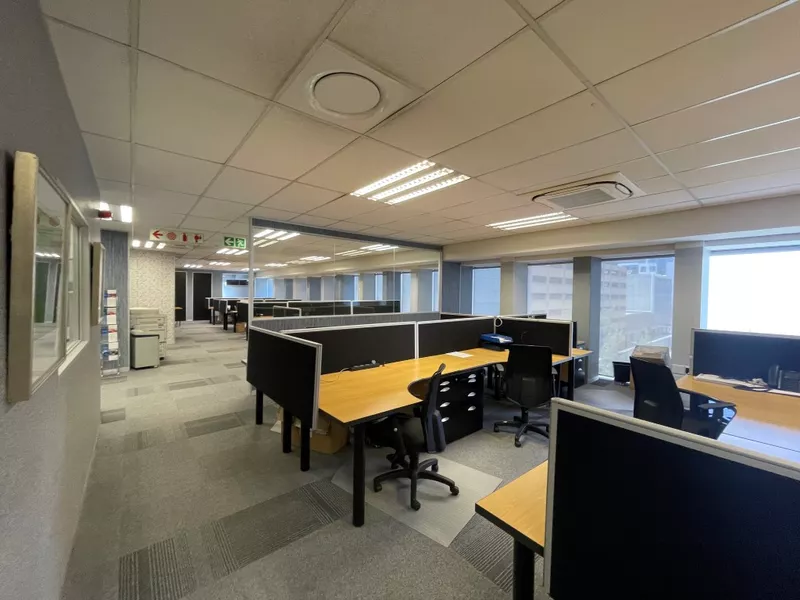 946 m² Office to let in Cape Town City Centre/CBD, Thomas Pattullo (photo 2)