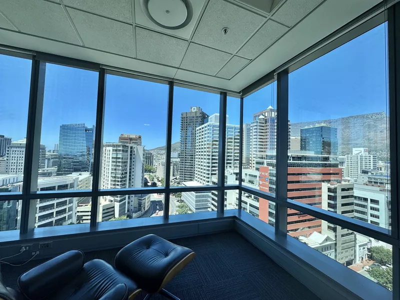 311 m² Office to let in Cape Town City Centre/CBD, Portside (photo 19)