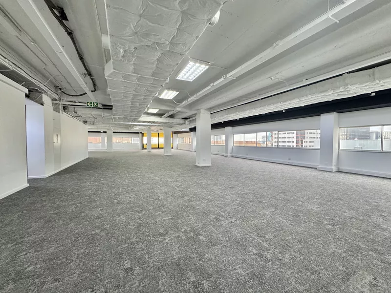 974 m² Office to let in Cape Town City Centre/CBD, 14 Long Street (photo 4)