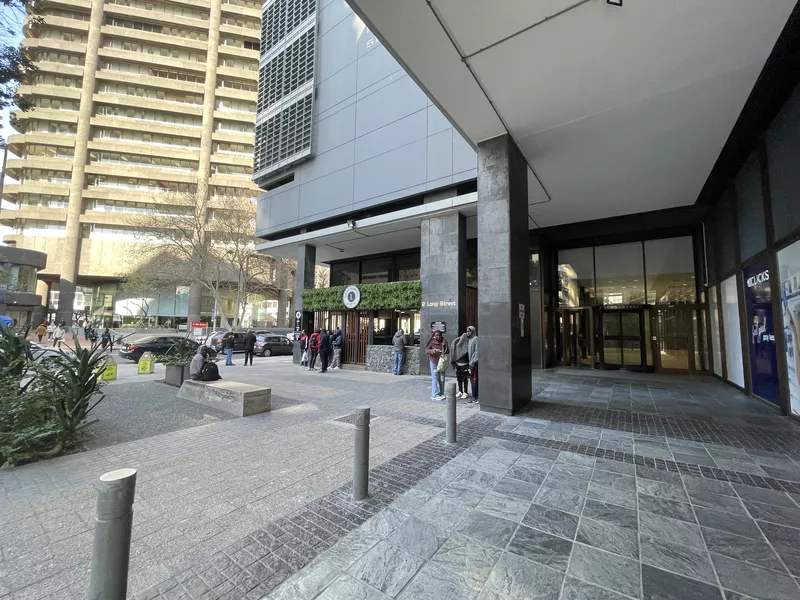 238 m² Office to let in Cape Town City Centre/CBD, 2 Long (photo 3)