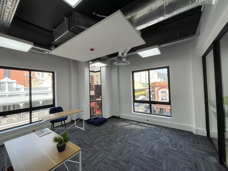 215 m² Office to let in Cape Town City Centre/CBD, 172 Long Street (photo 9)