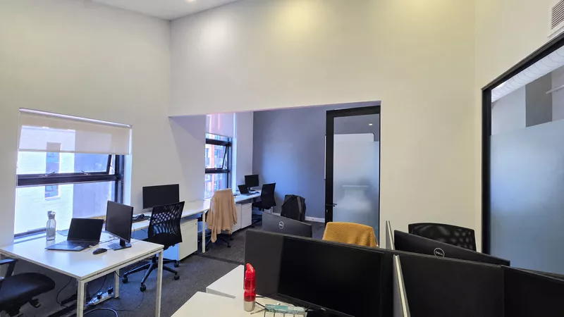 165 m² Office to let in Bridgeways Park, Bridgewater One - Suites (Block C) (photo 23)