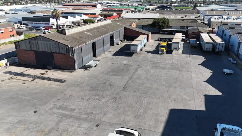 3 813 m² Industrial to let in Brackenfell Industrial, 6 Viben Avenue (photo 13)