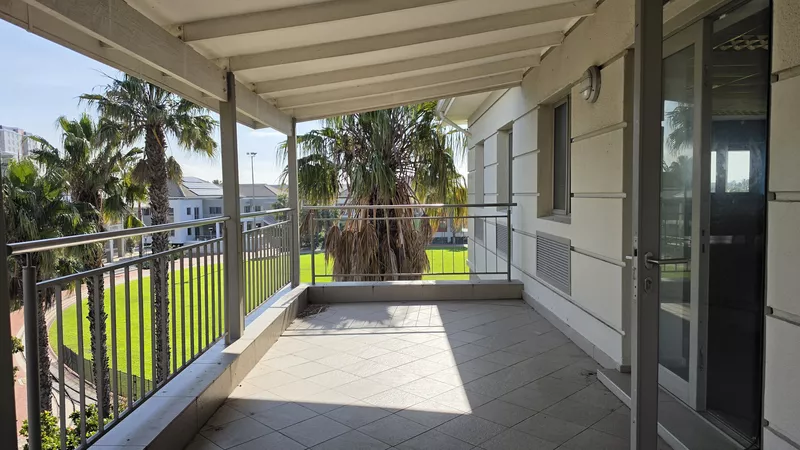 177 m² Office to let in Central Park, The Pavilion (photo 38)