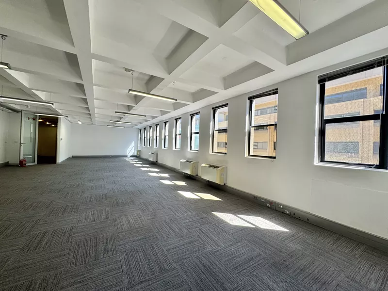 316 m² Office to let in Cape Town City Centre/CBD, 19 Louis Gradner (photo 6)