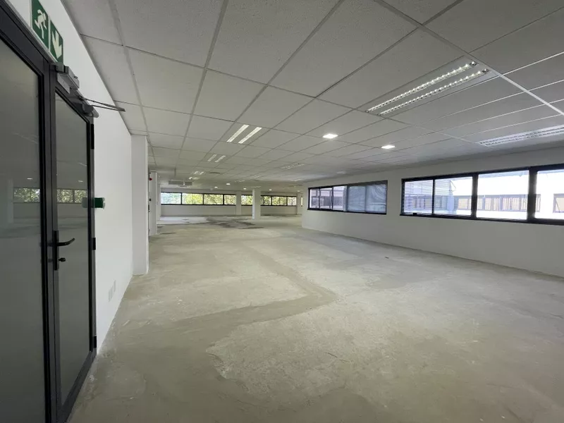 797 m² Office to let in Pinelands, Golf Park (photo 21)
