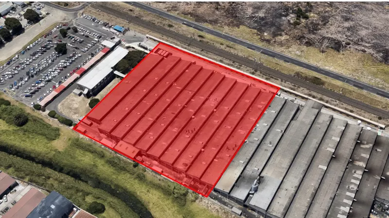 1 536 m² Industrial to let in Southern Suburbs, 82 White Road (photo 3)