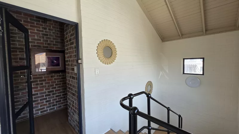 184 m² Office to let in Waterford Place Office Park, 8 Waterford Mews (photo 35)