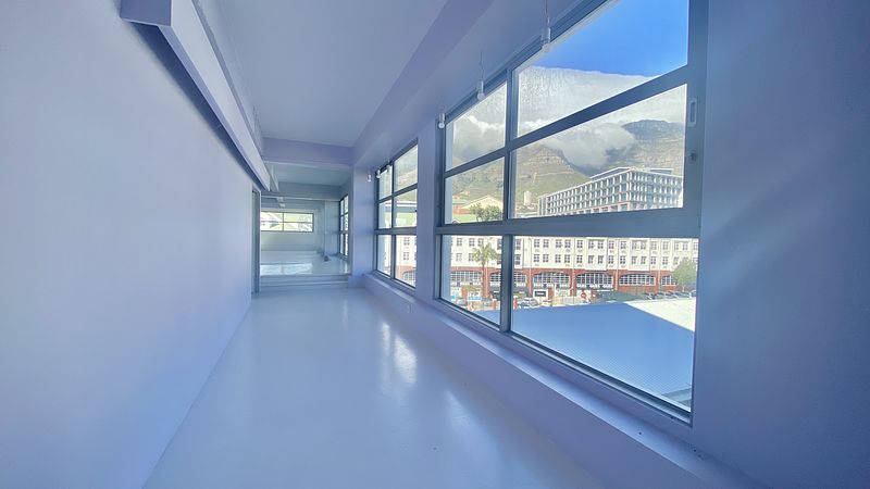 800 m² Office to let in Cape Town, 60 Roeland Street (photo 18)