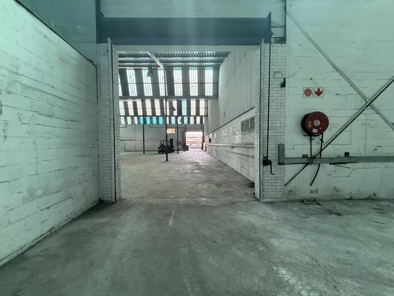 1 350 m² Industrial for sale in Blackheath, 27 Anfield Road (photo 10)