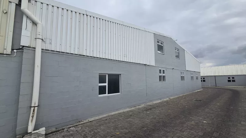 310 m² Industrial to let in Strand, 2 Boundary Road, George Park, Strand (photo 4)